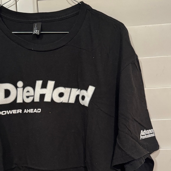 District Black Very Important Tee - Picture 4 of 8